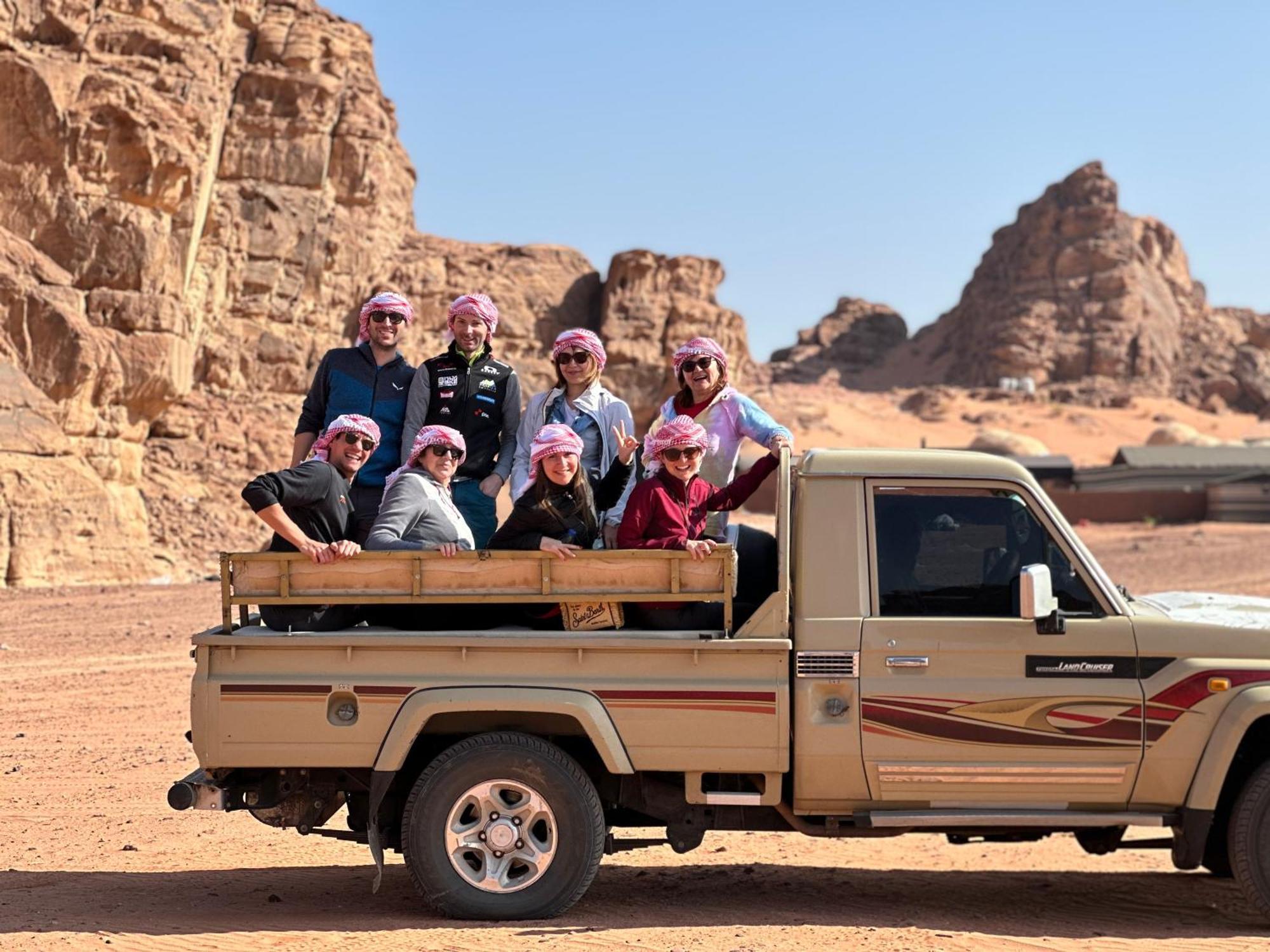 Wadi Rum Sunset Camp Buitenkant foto