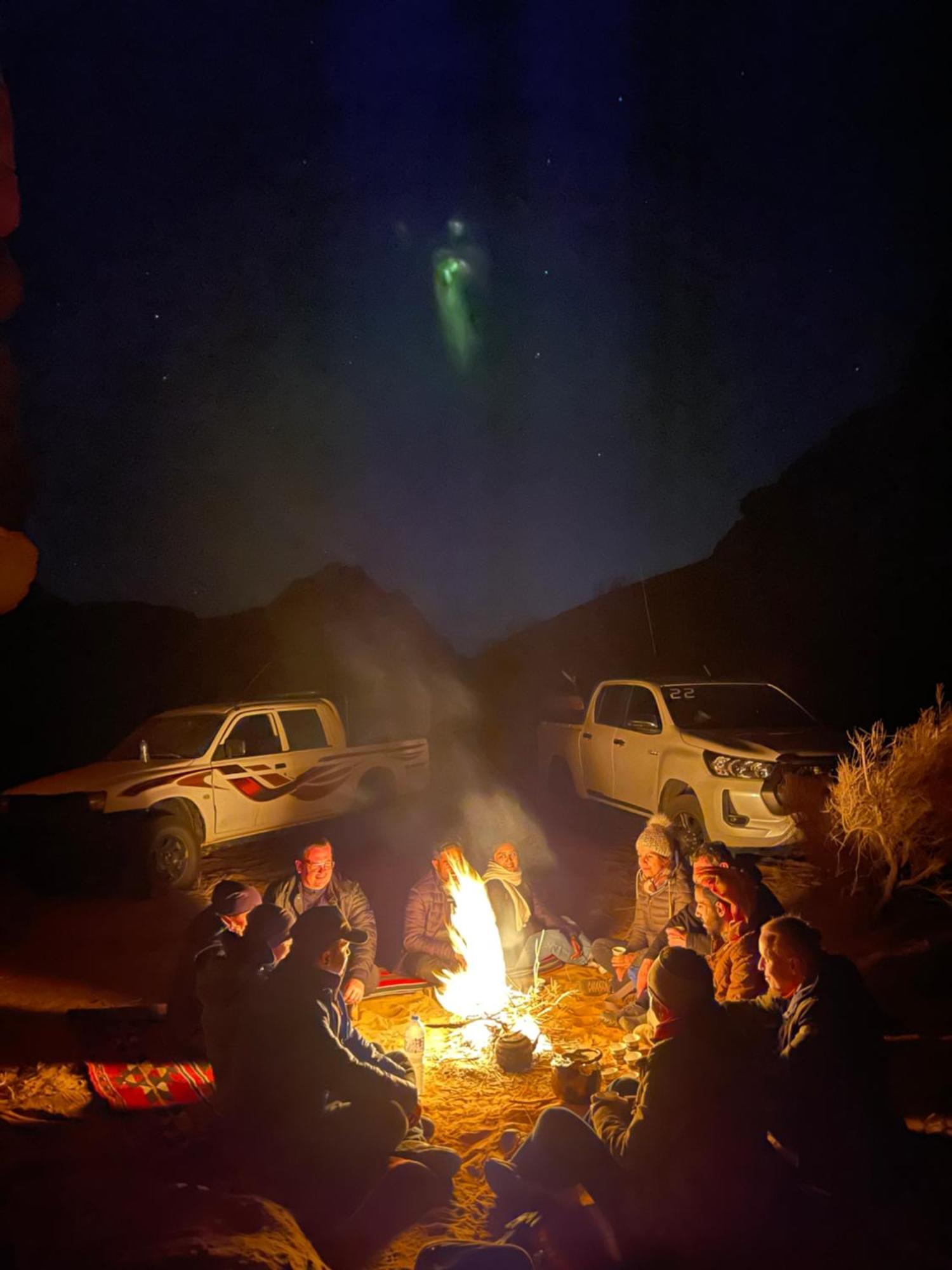 Wadi Rum Sunset Camp Buitenkant foto